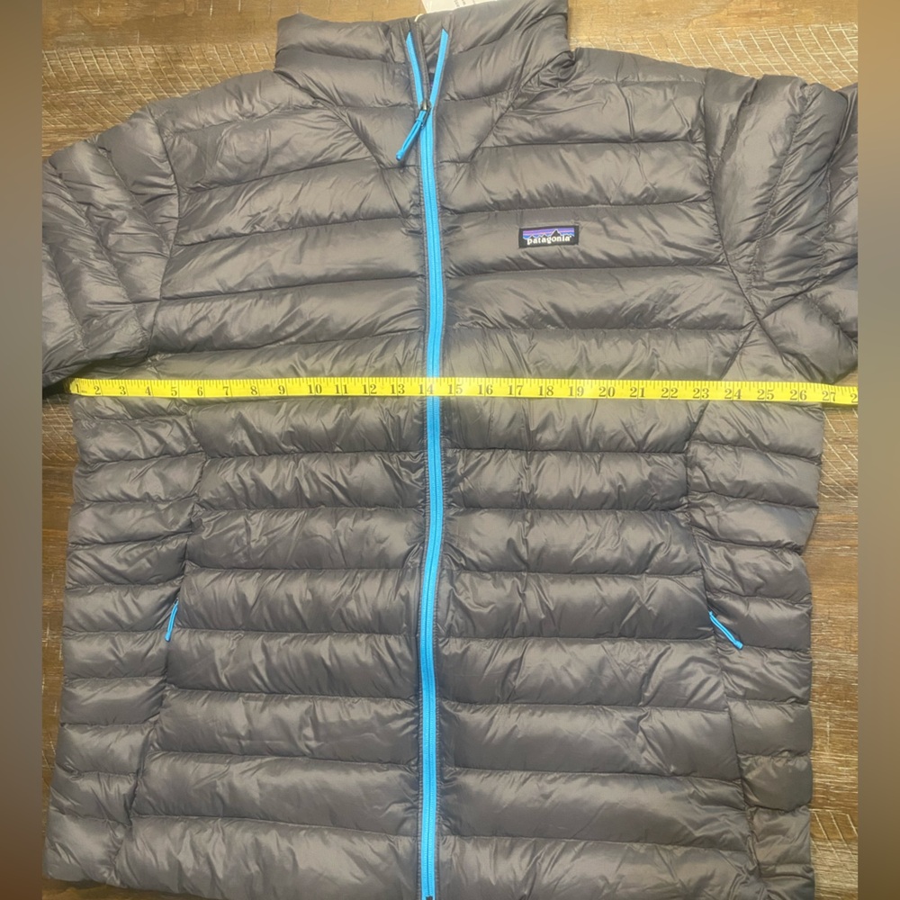 Patagonia Men’s Down Sweater - Picture 4 of 7